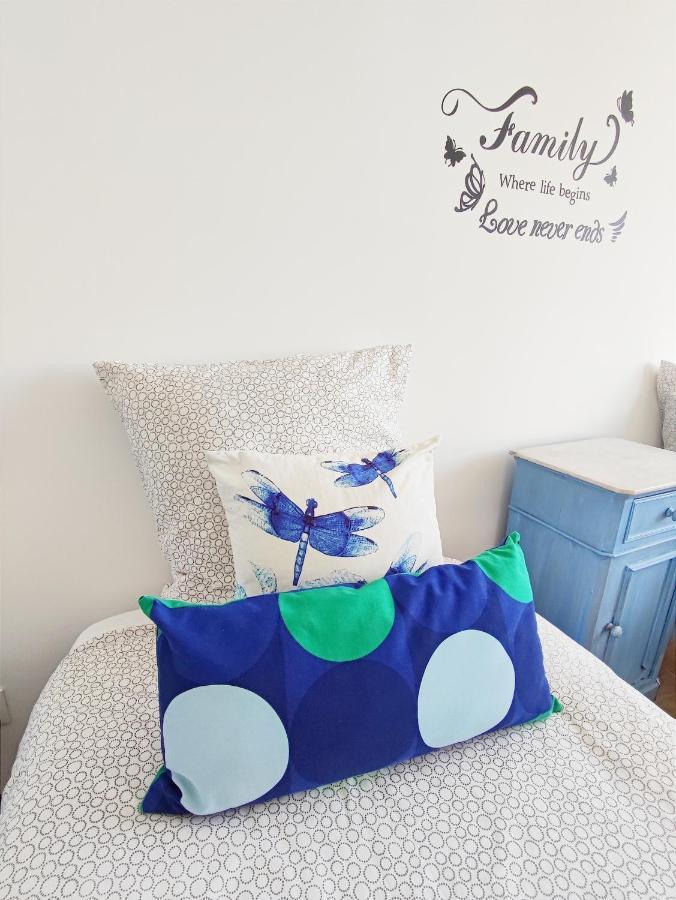 Janea Big Blue House Reichsfeld Exterior foto